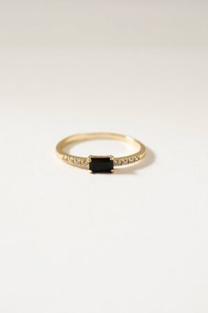 Hana Black Stone Ring