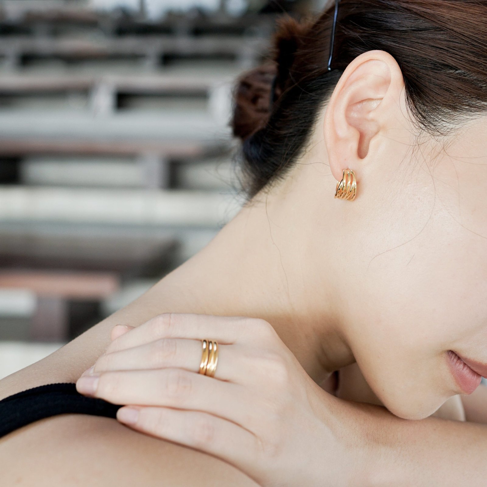 Cyllene Hoop Earrings - Image 5